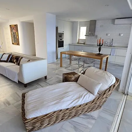 La Herradura 3 Bedroom Apartment La Herradura (Granada)